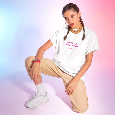 HAPPILY DIFFERENT Blanc oversized | Mixte | 50% Coton recyclé